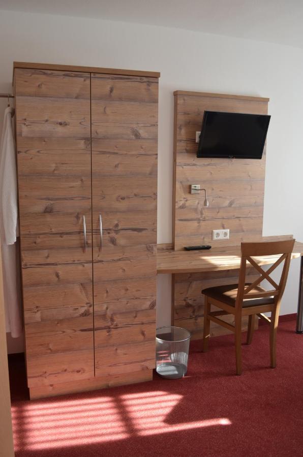 Hotel Zum Goldenen Mann Rastatt Dış mekan fotoğraf