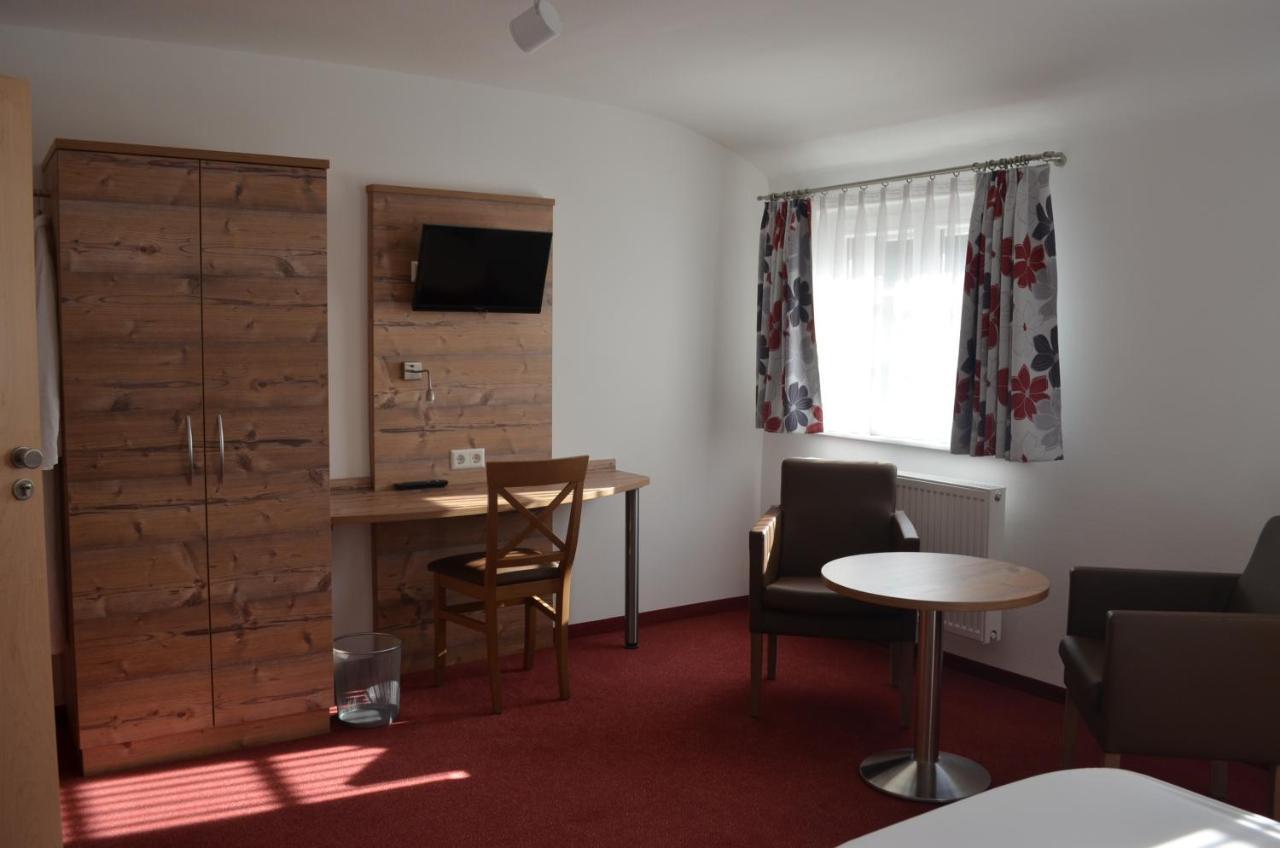 Hotel Zum Goldenen Mann Rastatt Dış mekan fotoğraf